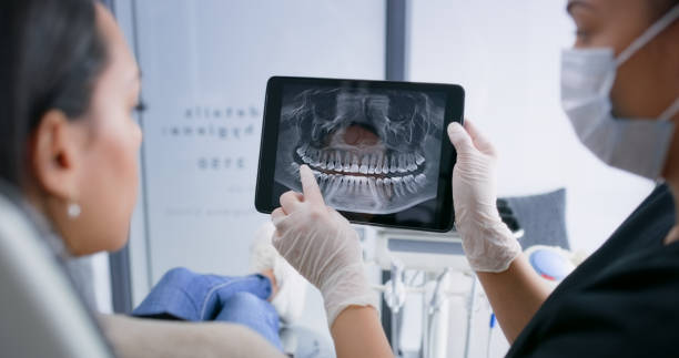 Licensed Tooth Extraction service in Eastpointe, MI - Smile Center Dentistry